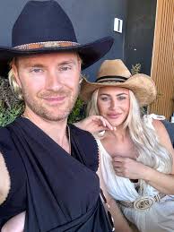 Happy birthday to my queen @kaylajensenofficial 🧝‍♀️ ✨ Thank you for being  such a good partner, mother, healer and warrior. You inspire me every day  to be a better man. I love