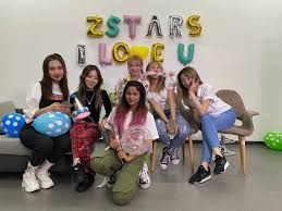Z Pop Dream On Twitter In 2020 Girls Music 1st Anniversary Dance Videos