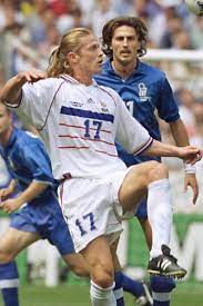 The tournament was played in france from 10 june to 12 july 1998 and featured 32 teams divided into eight groups of four. France Italie Quarts De Finale De La Coupe Du Monde De Football 1998 1998 Movie Where To Watch Streaming Online Plot