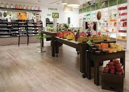 The Body Shop Store Thebodyshop Retail Store Design Shop Interior Body Shop Store