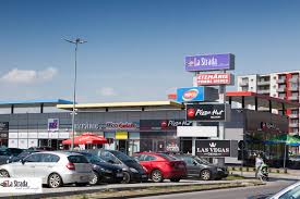 Căutați ☎ numărul de telefon al auchan? La Strada BraÈ™ov La Strada