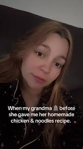 Hailey Hickman (@cupcakehailey)