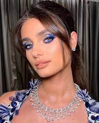 These Will Be The 8 Biggest Makeup Trends Of 2020 Who What Wear Taylor Hill Makeup Celebrity Makeup Celebrity Makeup Looks
