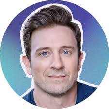 Andrew Machin's Instagram, Twitter & Facebook