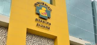 Pelajari selengkapnya tentang gaji, tunjangan, kepuasan gaji, dan daerah mana yang bisa memberi pendapatan terbesar. Rumah Sakit Hermina Padang Beroperasi Akhir Bulan Ini Padang Media