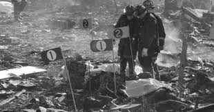 American Airlines Flight 191 Was A Regularly Scheduled Passenger Flight From O Hare Internati American Airlines Aviation Accidents O Hare International Airport
