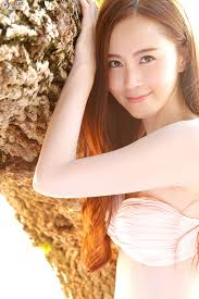 Mỹ nhân Lan lăng vương phi khoe vóc dáng sexy