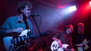 MAN SANDAL @ The Bird gets 8/10