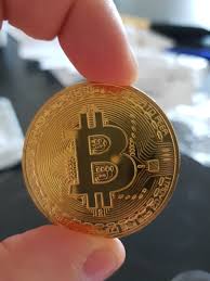 Bitcoin is a digital currency and digital payment system that allows people to send and receive bitcoins — or digital tokens — to anyone, anywhere in the world. The Crypto Hero On Twitter Last Day For The Giveaway Tonight At 12 O Clock We Will Raffle 1 Winner For This Gold Plated Real Life Bitcoin Rules To Enter 1 Follow
