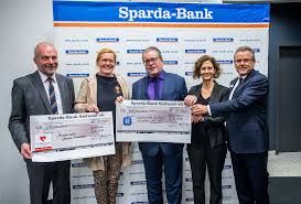 Wenn sie erfahrungen mit diesem unternehmen gesammelt haben, teilen sie diese hier mit anderen seitenbesuchern. Die Sparda Bank Stiftung Hilft Im Saarland Saarnews