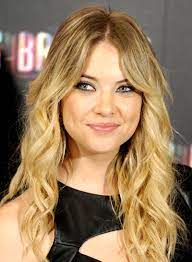 Ashley benson dyed her hair dark chocolate brown, and it looks amazing. Ashley Benson Beauty Riot
