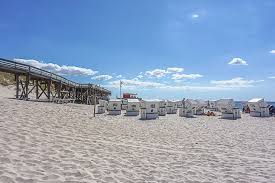 The island is home to 21,000 people, many who have lived here for generations. A Weekend On Sylt Germany S Swankiest Island Hamburg And Beyond