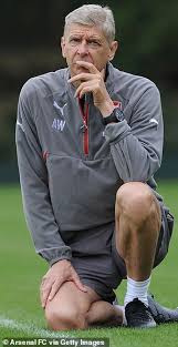 Si è diplomato al liceo scientifico enrique di livorno con la votazione di 92/100 ed ha deciso poi di iscriversi alla facoltà di economia e commercio a torino, dove ha conseguito la laurea di primo. Giorgio Chiellini Says He Was A Fool To Reject Arsenal As A Teenager Aktuelle Boulevard Nachrichten Und Fotogalerien Zu Stars Sternchen