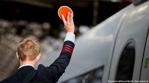 Ihr gerät unterstützt kein javascript. Drastic Deutsche Bahn Reductions As Gdl Strikes Again News Dw 22 04 2015