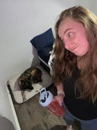 Time FOR a late night workout 😭😭😭 Is my dog JUDGING MEEEEE?!