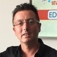 30+ profils pour “Piaskowski”