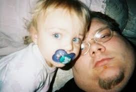 Eva Estes's Instagram, Twitter & Facebook