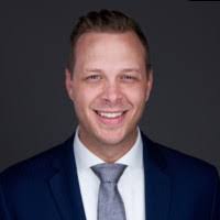 Peter Humig's Instagram, Twitter & Facebook