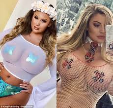 She was born on november 25, 1990 in boston, suffolk, massachusetts, usa. Ashley Alexiss Reduces Her Assets From A 36g To A 36dd Daily Mail Online