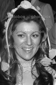 Poupée de porcelaine »