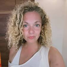 As an extrovert dating can be satisfying just for the social interaction