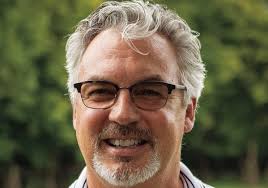 Hampton wins coveted Pigskin Picks Award