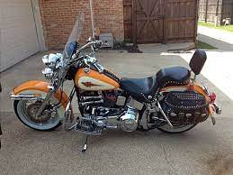 It S Like A Creamsicle 1991 Harley Davidson Flstc Heritage Softail Classic Harley Davidson Motorcycles Classic Harley Davidson Harley Davidson Bikes