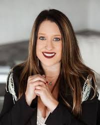 Lacey Bradshaw, CENTURY 21 Real Estate Agent in Elgin, OK