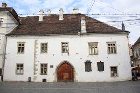 Heii, imi puteti da detalii despre facultatea de limbi moderne, in special cea din cluj! Admitere La Uad Transilvania Reporter