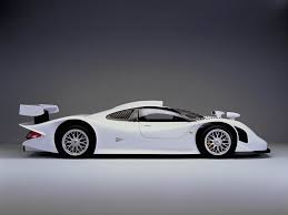 La suspensión de muelles le van perfectos al porsche y hace que culee poquito. 1998 Porsche 911 Gt1 98 Strassenversion Porsche Supercars Net
