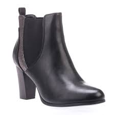 Un choix unique de bottines chelsea talon disponible dans notre magasin. Bottines Noires Style Chelsea A Talon Femme Pas Cher La Modeuse