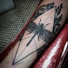We can therefore be better than we are through them. Dragonfly Tattoo Meaning Ink Vivo