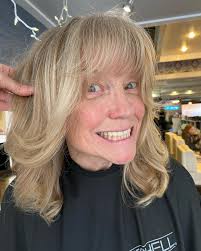 Had a very special guest visit me for some blonding fun! My beautiful  mother. 🤍 We used a variation of babylights /teasylights for maximum blend  while still adding pops of brightness! ✨