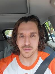 Another barber brother in Rob's chair! I got a DM from my tonsorial brother  @kj.thebarber YEARS ago if I was maybe looking for models and if I wanted  to cut his hair…