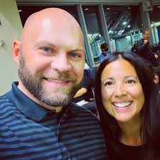 Travis Ogle (@TravisOgle)