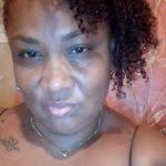 Sheena Lamb's Instagram, Twitter & Facebook