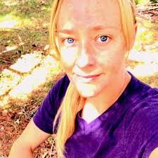 Should the chicken coop door be left open or closed during the day for egg  laying and shelter?