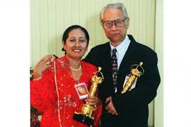 Pengarang buku tiada kata secantik bahasa adalah jamil sulong dan ia diterbitkan pada tahun 2008. Tiada Kata Secantik Bahasa Berita Gaya Hidup Beritaharian Sg