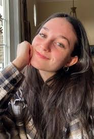 Jill Holly's Instagram, Twitter & Facebook