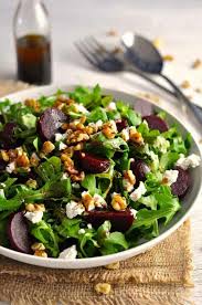 1001 Idees Delicieuses Pour Faire Une Salade Verte Originale Salade Feta Salade Verte Recettes De Salade Saines