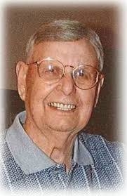 Robert Streich's Instagram, Twitter & Facebook