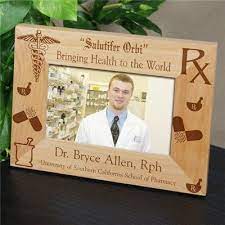 Personalized Pharmacist Wood Picture Frame In 2021 Pharmacy School Graduation Party Pharmacy Graduation Gift Pharmacy School Graduation