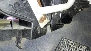 Neden pencere altına yapılıyor bu kalorifer petekleri. Damlatan Kalorifer Petegi Icin Cozum Onerisi