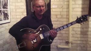 Ron Getz performing Vera Cruz