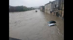 Les habitants de limoux se sont préparés à la nouvelle crue, jeudi. Incroyable Inondation A Limoux France 15 10 2018 Youtube