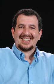 A história de vida de Luiz Paulo de Souza Pinto: Estamos sentados numa  bomba relógio