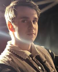 Virgin River Season 4 Kiss Scene — Lizzie and Denny (Sarah Dugdale and Kai  Bradbury)