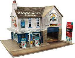 Underneath each building is a ruined building. Buy The Citybuilder Garage Shop Cardboard Model Making Kit O Scale Model Railroad Building Online In Taiwan B01kk301lo