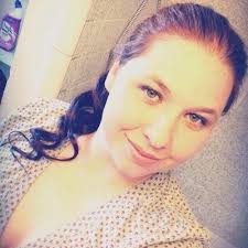 Chrystal Farmer's Instagram, Twitter & Facebook