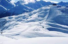 Vous souhaitez profiter des joies du ski et de la glisse en suisse? Top 5 Des Meilleures Stations De Ski Alpin A 1h De Munich Vivre A Munich